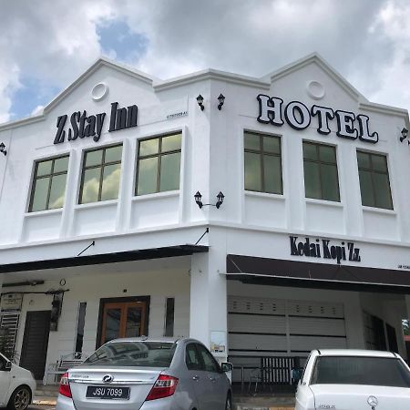 Oyo 90506 Z Stay Inn Hotel Simpang Renggam Екстер'єр фото