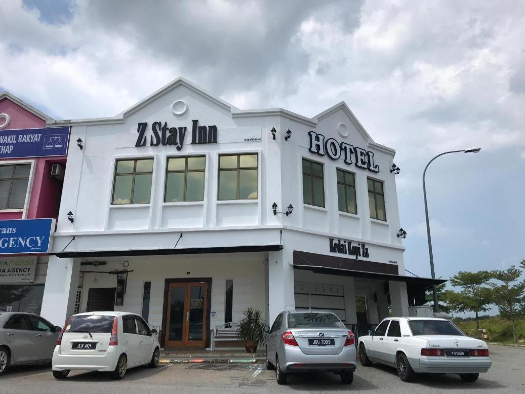 Oyo 90506 Z Stay Inn Hotel Simpang Renggam Екстер'єр фото